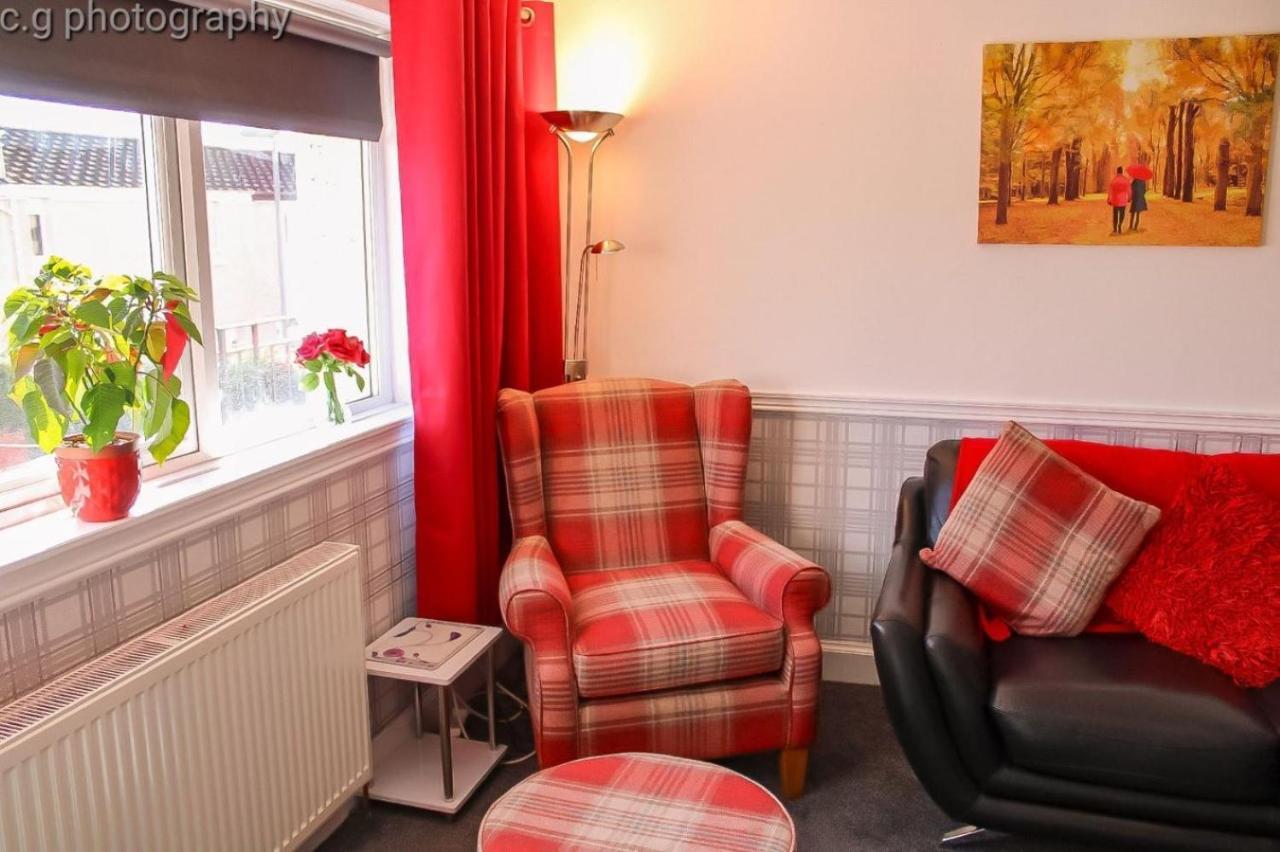 Home From Home Penicuik Exterior foto